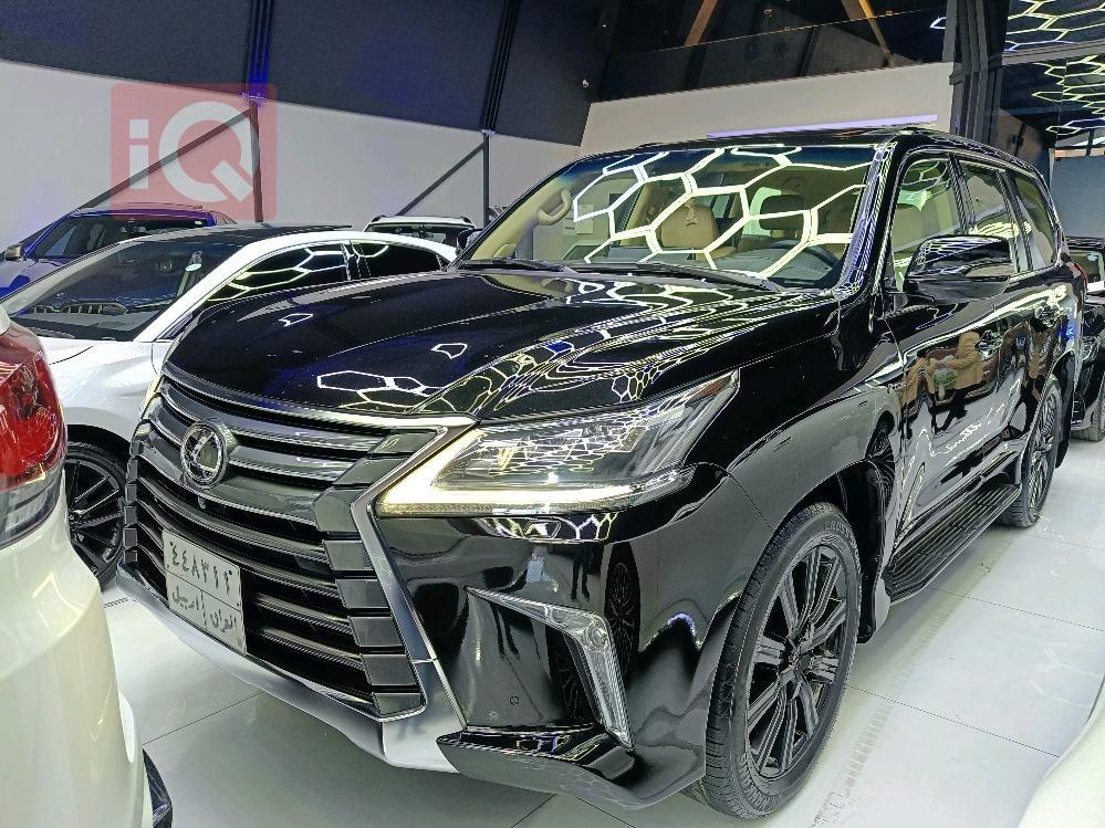 Lexus LX